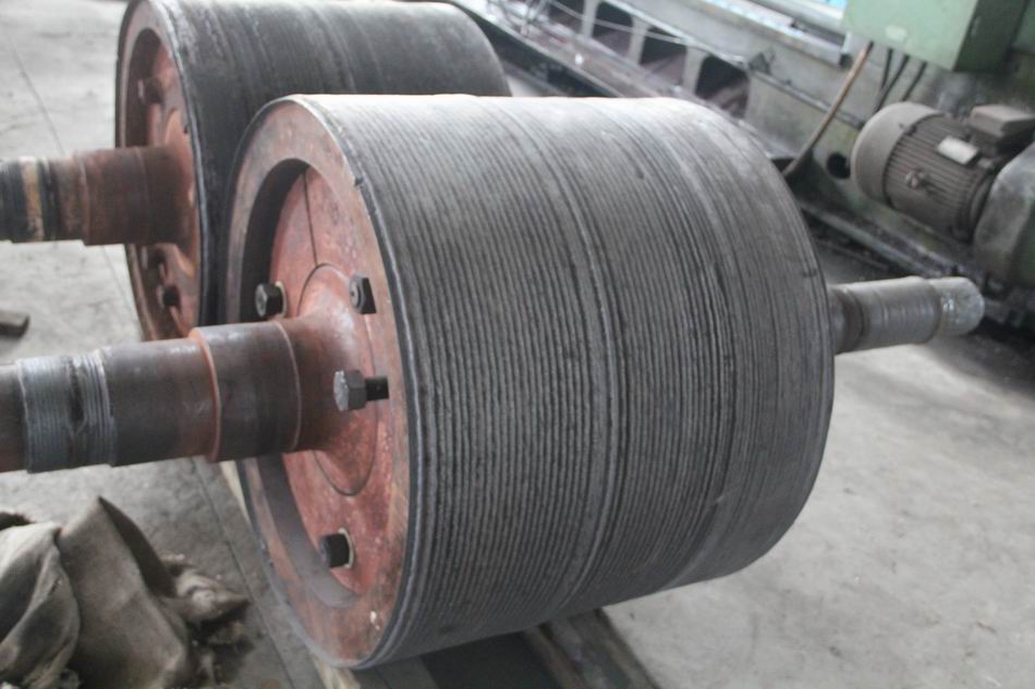 破碎機輥、破碎機轉子堆焊修復 破碎機輥、破碎機轉子堆焊修復